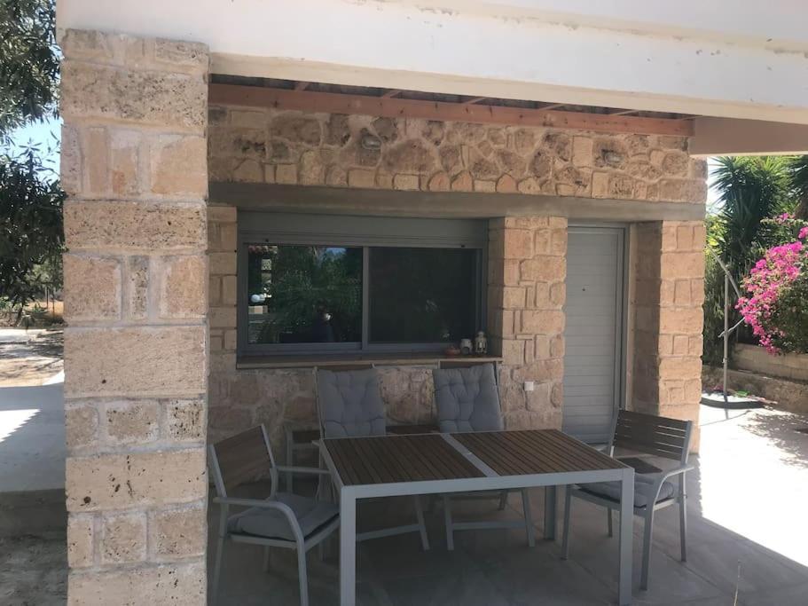Πέτρινη Κατοικία Στην Αίγινα - Stone House In Aigina Khloi Exteriér fotografie