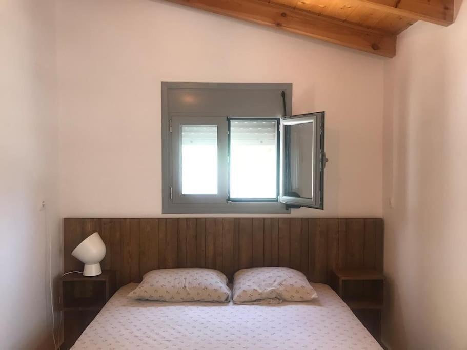 Πέτρινη Κατοικία Στην Αίγινα - Stone House In Aigina Khloi Exteriér fotografie